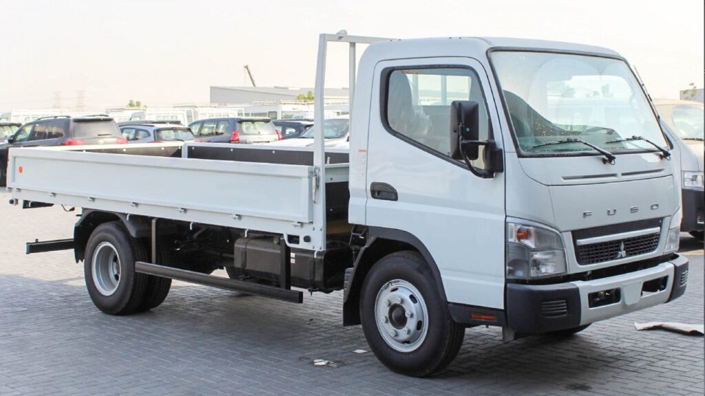 663d2d50b6387273726729a2_mitsubishi-fuso-5t
