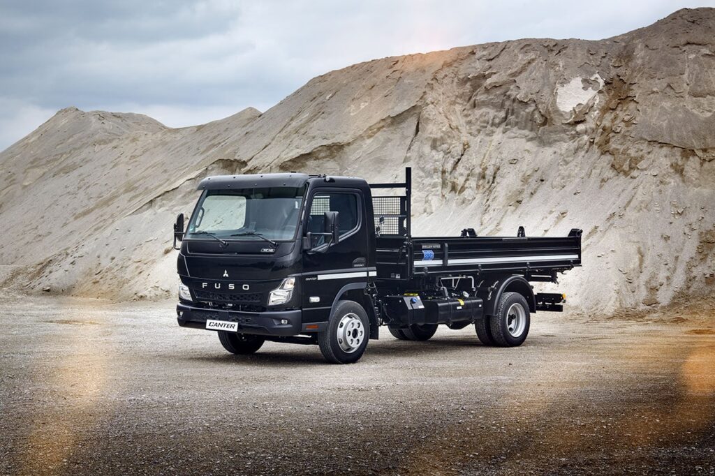664ce2e8ad8b47f66138b60a_fuso-truck-cta